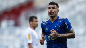 Marcinho deve assinar rescisão com o Cruzeiro nos próximos dias