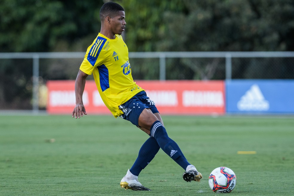 51419484887-c5adff02db-k