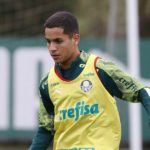 Cruzeiro próximo de anunciar renovação com Vitinho