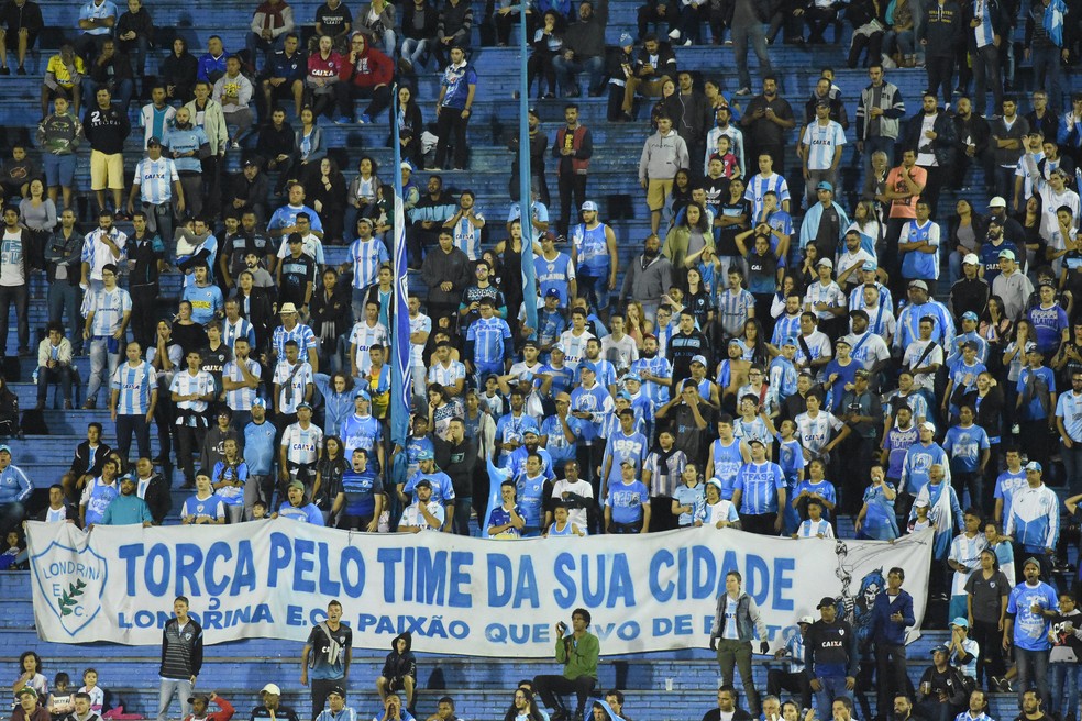 A torcida do Cruzeiro aplaudiu o time
