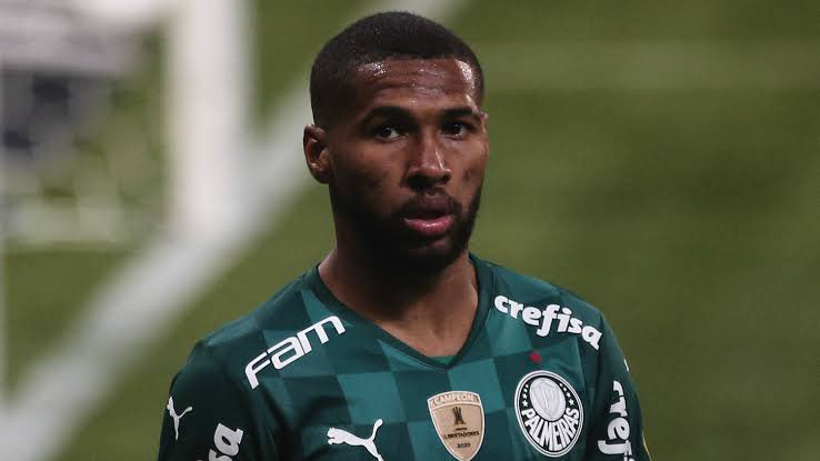 Cruzeiro chega a acordo com Palmeiras e anuncia atacante Wesley