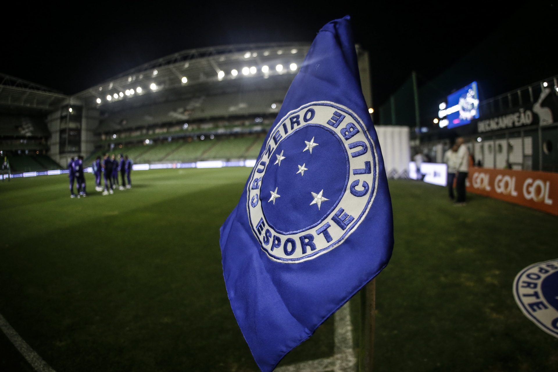 Wesley é jogador de confiança no Cruzeiro, mas quase sempre é substituído