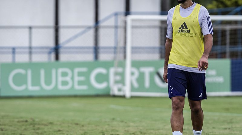 Filho de Vagner Love, Enzo Vagner deixa Cruzeiro e acerta com Sport, futebol
