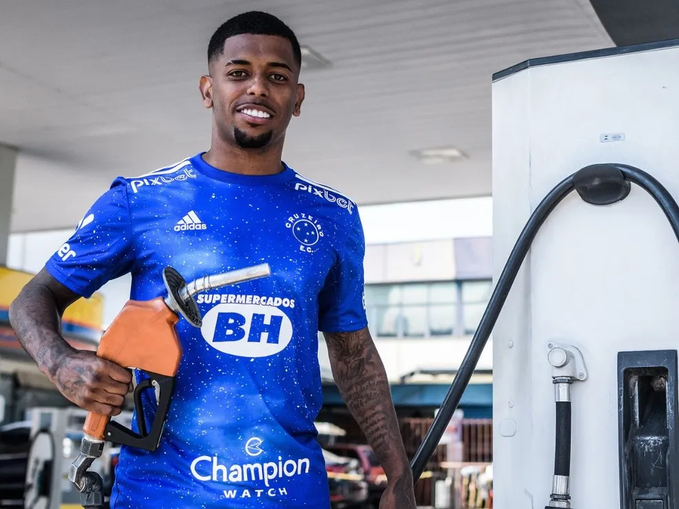 No Cruzeiro, Wesley Gasolina passa por cirurgia no joelho direito