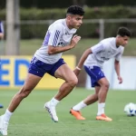 Bruno Rodrigues seguirá no Cruzeiro até o fim do ano, pelo menos — Foto: Gustavo Aleixo/Cruzeiro