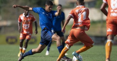 Hugão: Wesley Gasolina vai ser titular do Cruzeiro - video Dailymotion