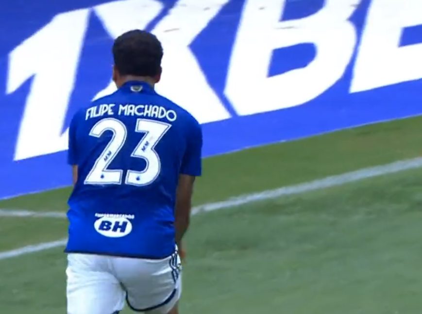 Cruzeiro tem gol anulado no fim e empata com o Bahia em jogo de