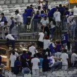 Vários torcedores foram flagrados mudando de setor antes de Cruzeiro x Atlético-MG Gilson Lobo/AGIF/Estadão