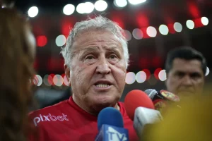 Zico de olho no Cruzeiro - Foto: Divulgação