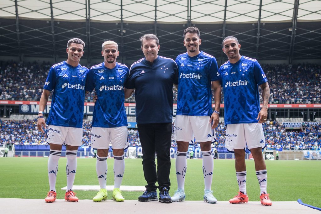 Pedrinho BH, Fagner, Christian, Eduardo e Rodriguinho - Cruzeiro/Divulgação