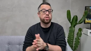 Comentarista da TNT, Walace Borges, fala do Cruzeiro - Foto: Reprodução