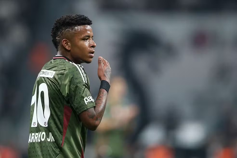 Keny Arroyo. Foto: Ahmad Mora/Getty Images - Na mira de Pedro Lourenço