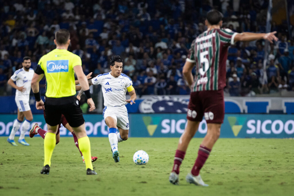 Cruzeiro x Fluminense, no Mineirão. Foto: Gustavo Aleixo